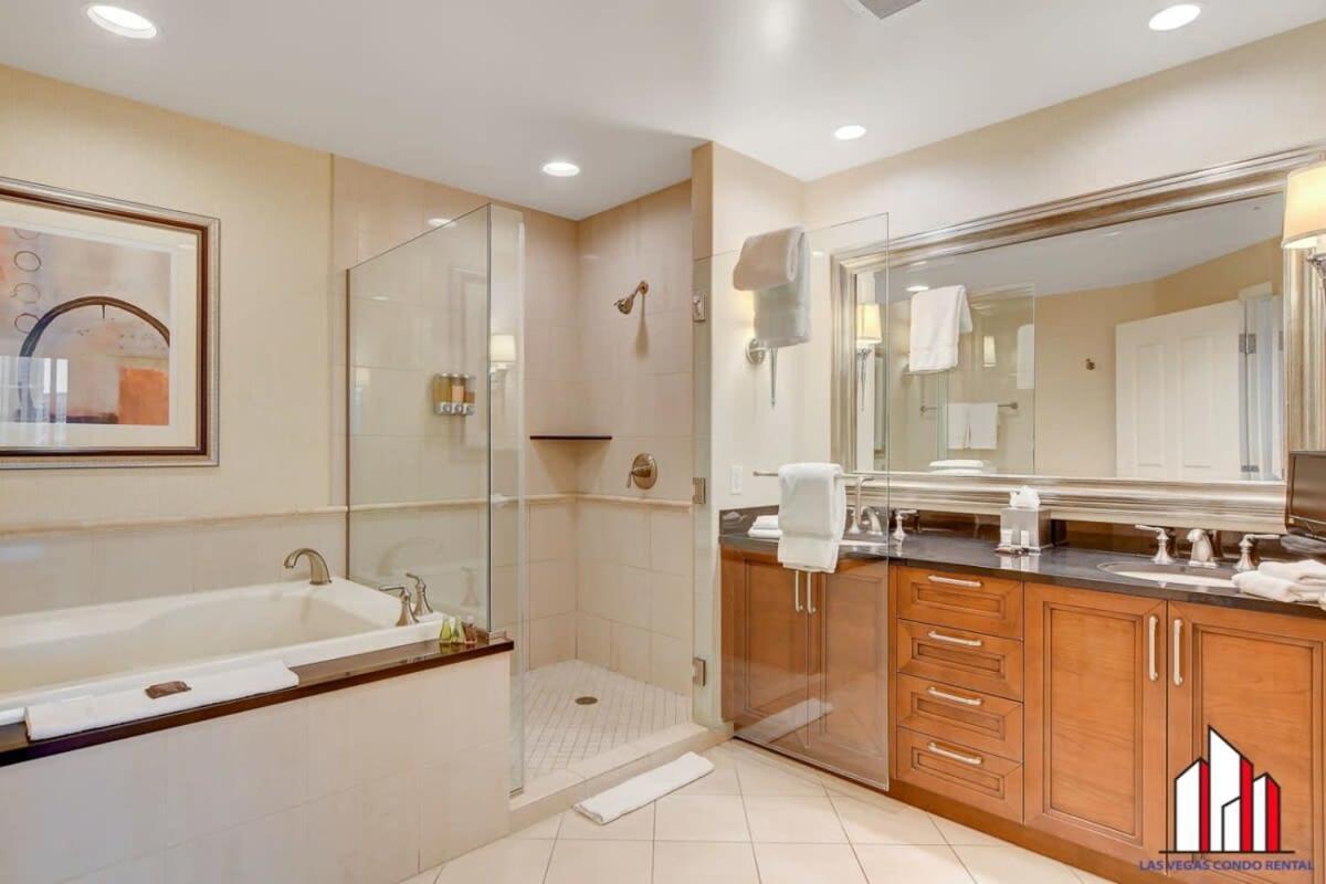 Mgm Signature-20-609 Strip View Jacuzzi Studio Las Vegas Luaran gambar