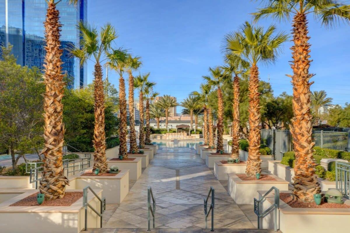 Mgm Signature-20-609 Strip View Jacuzzi Studio Las Vegas Luaran gambar