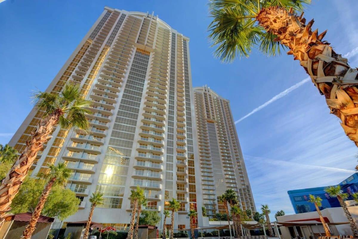 Mgm Signature-20-609 Strip View Jacuzzi Studio Las Vegas Luaran gambar